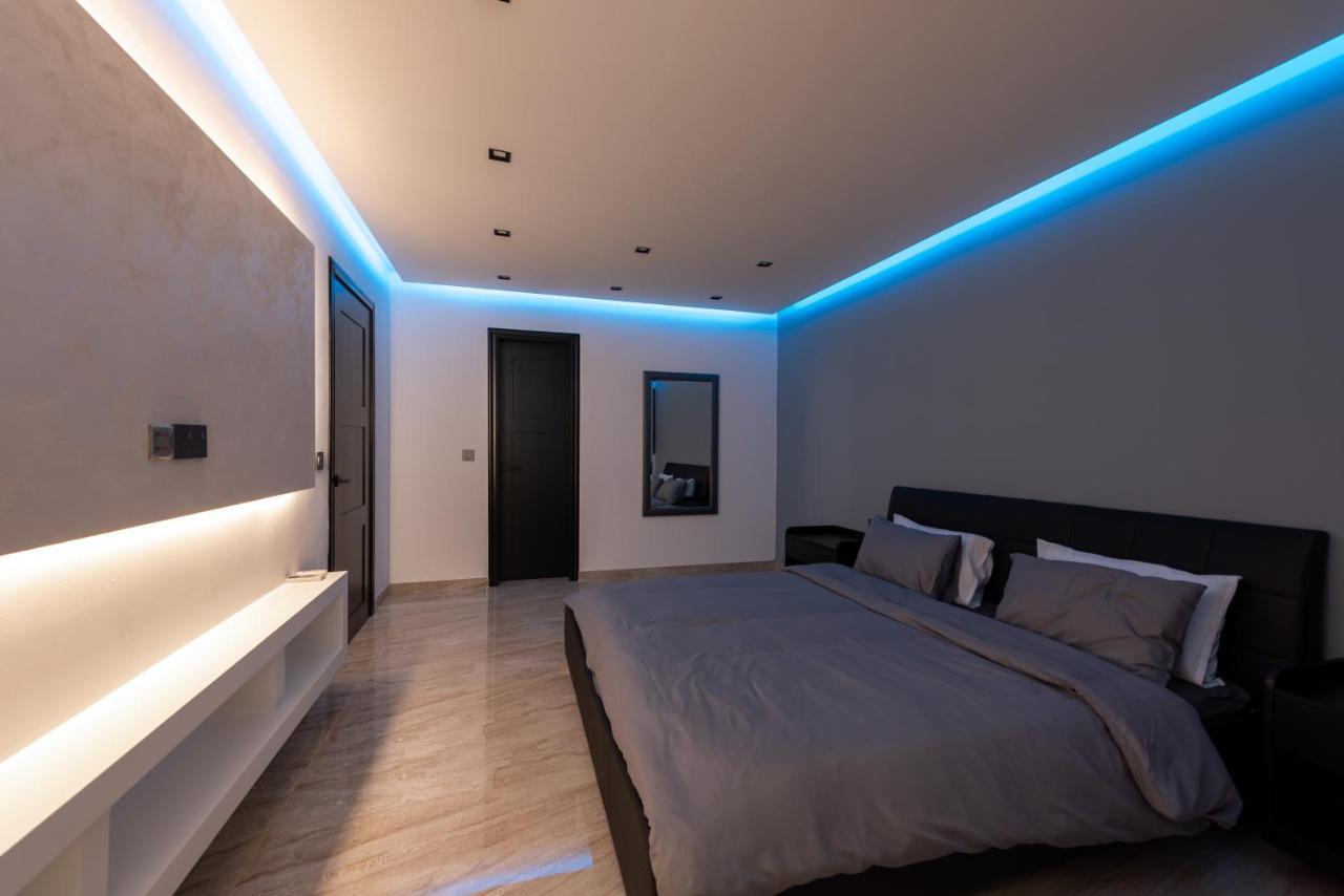 Luxury 2 Bed Apartment In The Heart Of St Julians St. Julian's Zewnętrze zdjęcie
