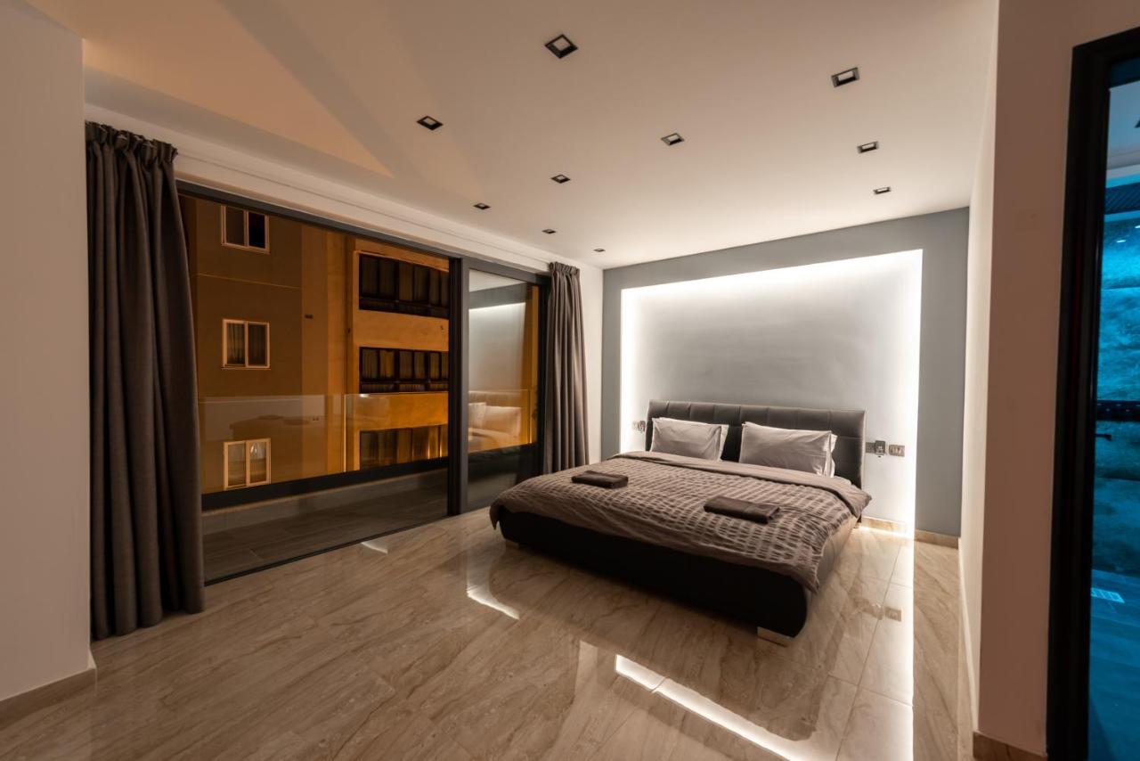 Luxury 2 Bed Apartment In The Heart Of St Julians St. Julian's Zewnętrze zdjęcie