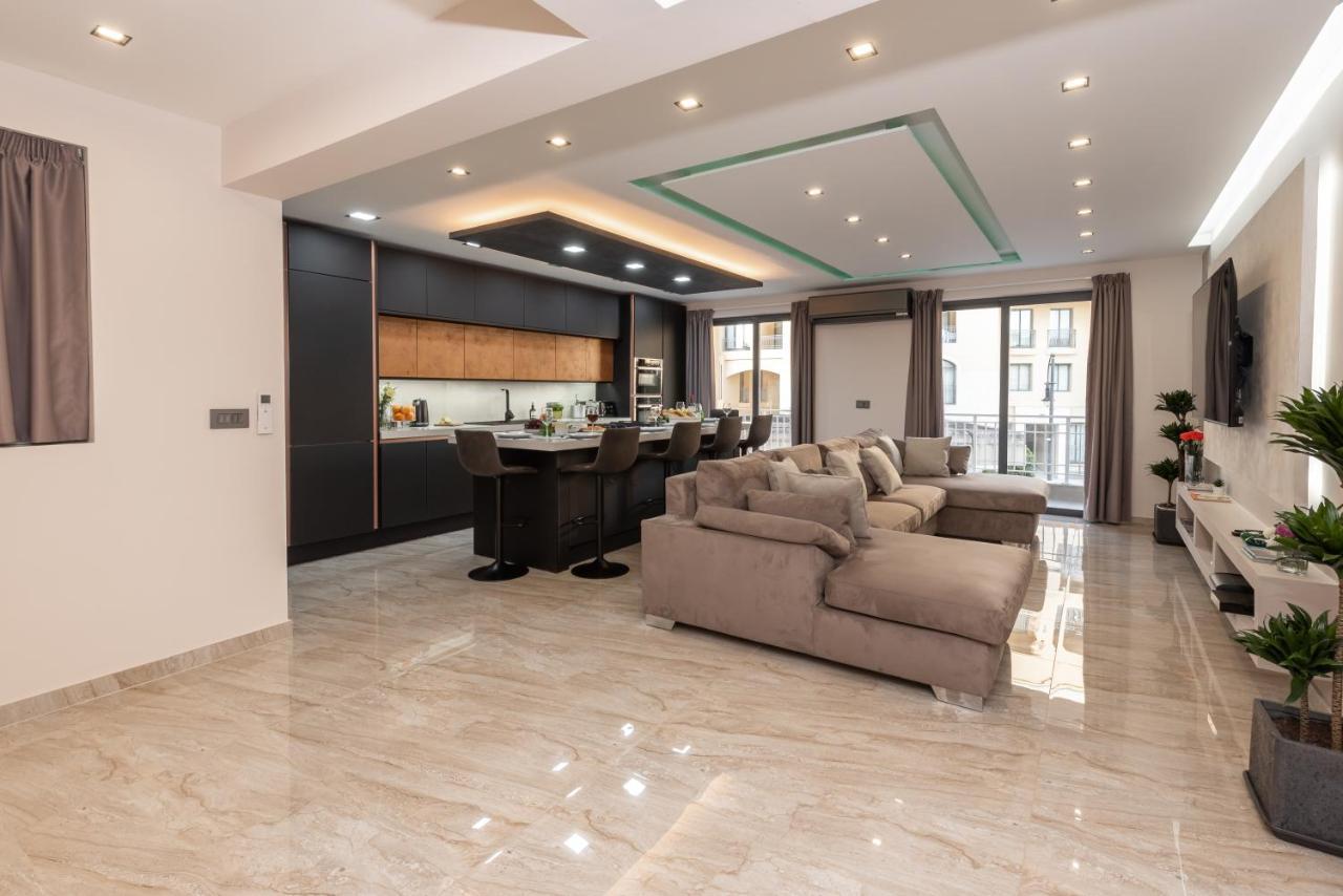 Luxury 2 Bed Apartment In The Heart Of St Julians St. Julian's Zewnętrze zdjęcie