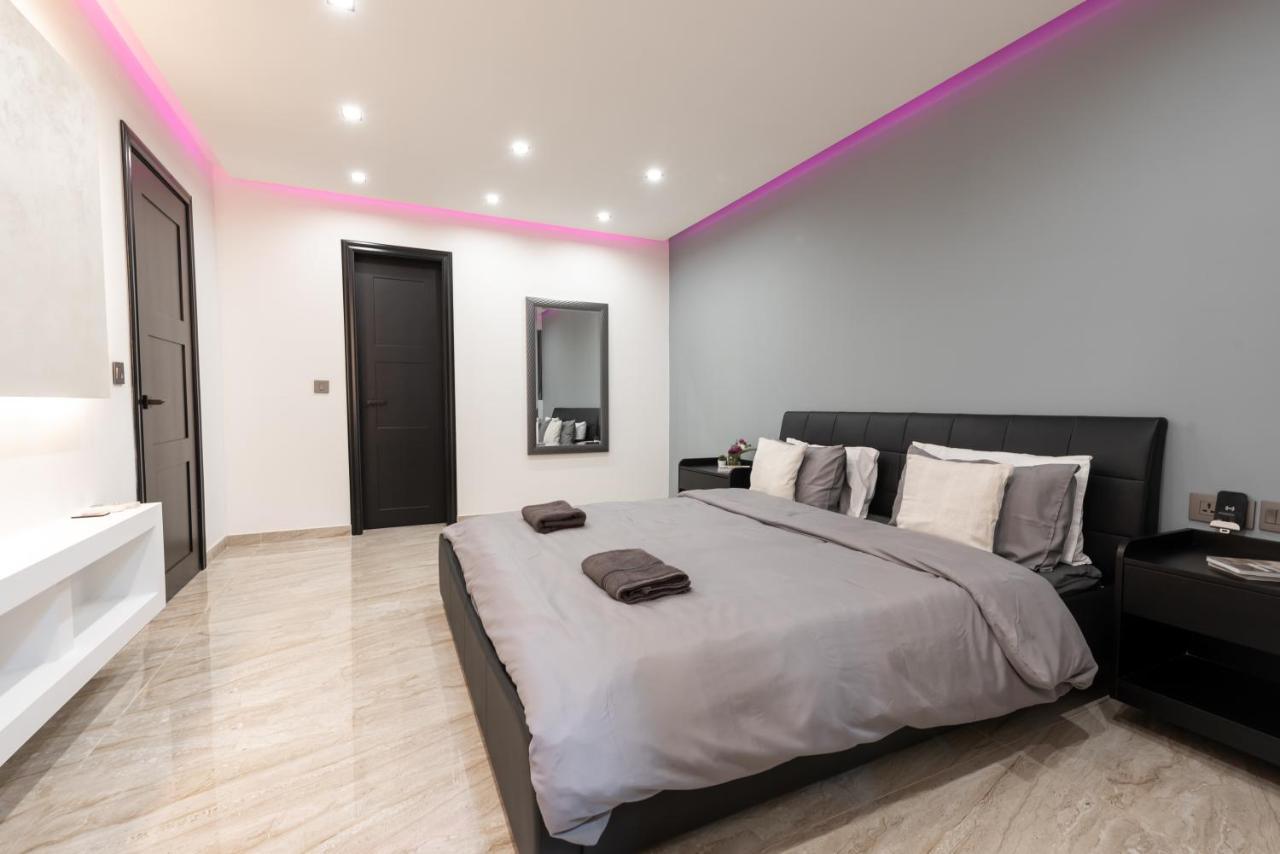 Luxury 2 Bed Apartment In The Heart Of St Julians St. Julian's Zewnętrze zdjęcie