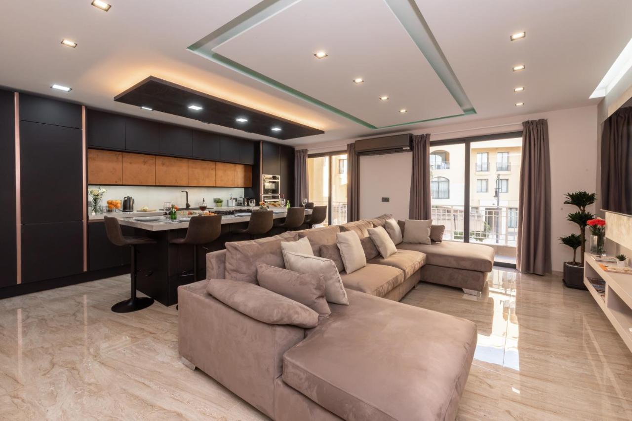 Luxury 2 Bed Apartment In The Heart Of St Julians St. Julian's Zewnętrze zdjęcie